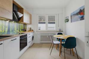 Stilvoll modernisierte 2-Zimmer-ETW mit Balkon, Stellplatz & Garten in ruhiger Lage von Knielingen! – Die vollständige Adresse der Immobilie erhältst du vom Anbieter., 76187 Knielingen, Karlsruhe – Vorschaubild 5