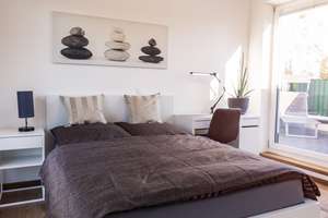 Helles Vollmöbliertes Penthouse Apartment in Neubau (3 Zimmer/121qm+Parking+Gym-Room) [ENG+DE+ESP] – Weinbergerstraße 61, 81241 Pasing, München – Vorschaubild 41