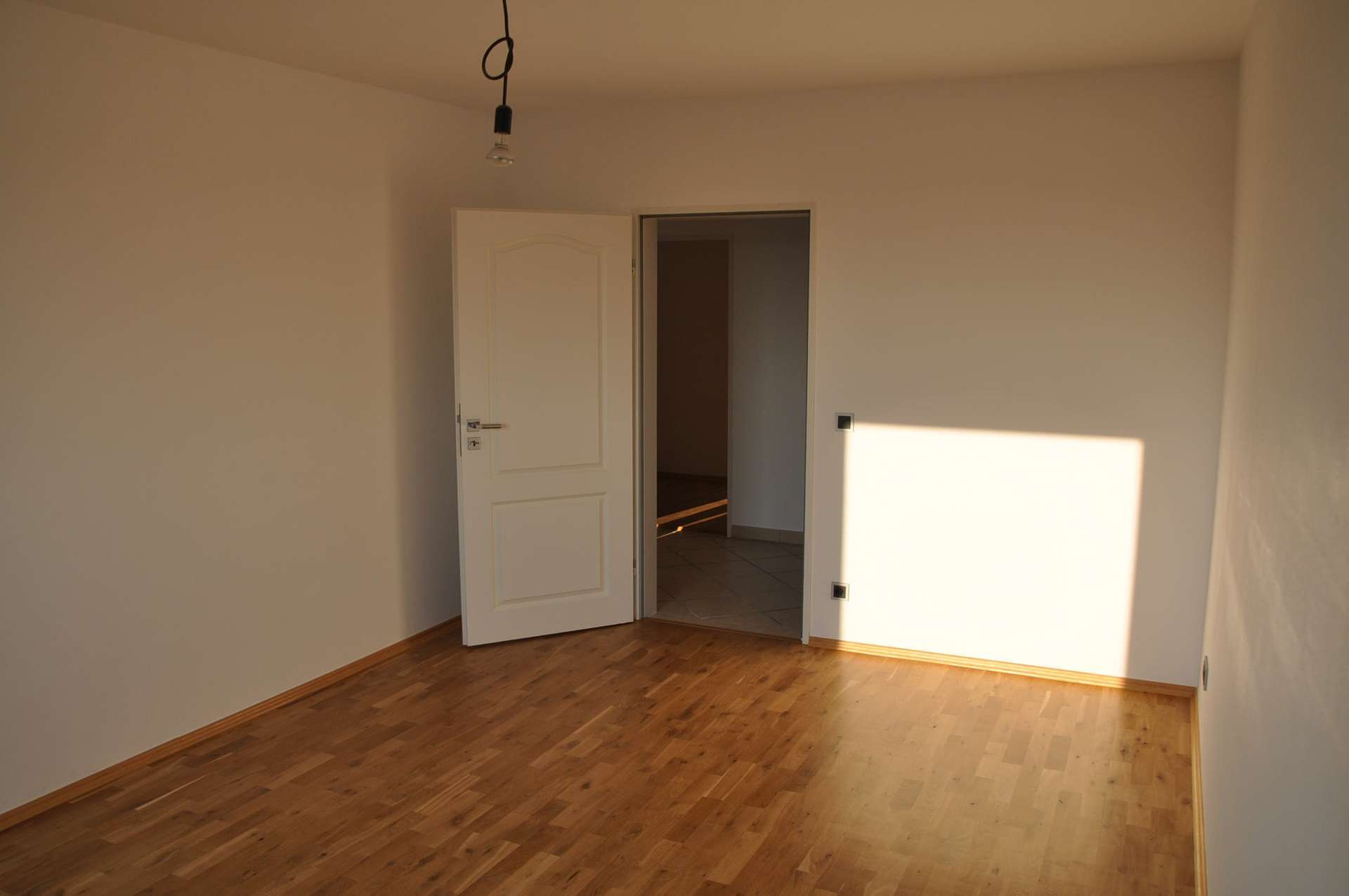 Immobilie in Neustadt am Rübenberge - RUDNICK bietet KAPITALANLAGE: Gut geschnittene Eigentumswohnung mit sonnigem Balkon - Bild 2