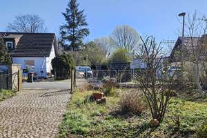 Einziehen & Wohlfühlen: Charmante Doppelhaushälfte in der Stadtrandsiedlung Malchow – Die vollständige Adresse der Immobilie erhältst du vom Anbieter., 13088 Stadtrandsiedlung Malchow, Berlin – Vorschaubild 23