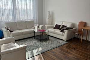 Modernisierte 3-Zimmer-Eigentumswohnung mit Balkon, Aufzug und sehr guter Infrastruktur in Krefeld