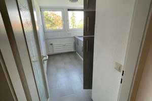 Provisionsfrei* SOFORT FREI! Rhein-nah - 2-Zm Penthouse Oberkassel - renoviert, Klimaanlage Einbaukü – Columbusstrasse 42, 40549 Oberkassel, Düsseldorf – Vorschaubild 22