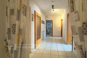 VIEL PLATZ MIT TOLLER AUSSICHT IN PFULLINGEN! – Die vollständige Adresse der Immobilie erhältst du vom Anbieter., 72793 Pfullingen – Vorschaubild 17