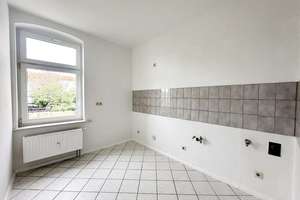 "Attraktive Kapitalanlage: Vermietete, renovierte 2-Zimmer-Wohnung mit Stellplatz und Gartennutzung" – Klopstockstraße 9, 9131 Ebersdorf, Chemnitz – Vorschaubild 7