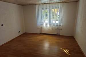 Saniertes Dreifamilienhaus in Ingolstadt-Nord | Nähe Audi – Die vollständige Adresse der Immobilie erhältst du vom Anbieter., 85057 Nordwest, Ingolstadt – Vorschaubild 14