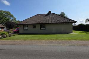 Wohnhaus Winkelbungalow mit Garage in ruhiger Wohnlage – Birkenring 33, 25917 Achtrup – Vorschaubild 2