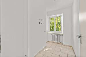 Großzügige 5,5-Zimmer-Wohnung mit Balkon und zwei Stellplätzen in beliebter Innenstadt-Lage – Die vollständige Adresse der Immobilie erhältst du vom Anbieter., 86152 Stadtjägerviertel, Augsburg – Vorschaubild 11