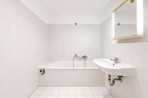 Lichtdurchflutetes Einzimmerappartement mit Dachterrasse und Stellplatz in Niederschönhausen – Die vollständige Adresse der Immobilie erhältst du vom Anbieter., 13156 Niederschönhausen, Berlin – Vorschaubild 5