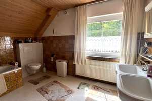 RESERVIERT! Wohnhaus nebst Doppelcarport und tollem Garten mit beeindruckender Pflanzenvielfalt! – Lippe (Kreis) – Vorschaubild 20