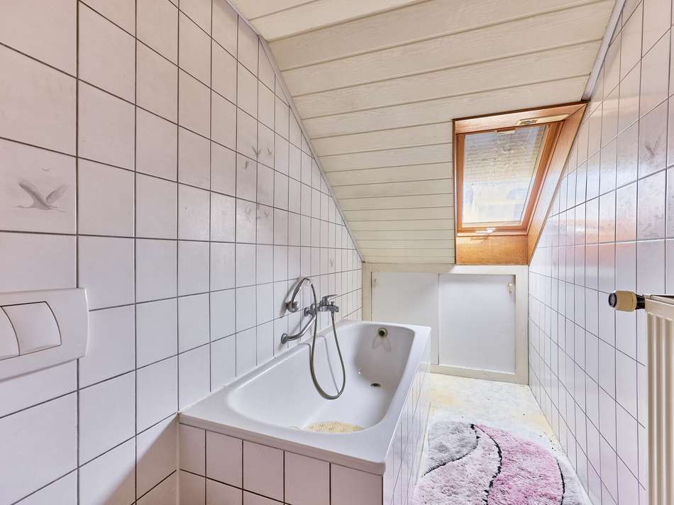 35 Badezimmer 1.1 DG