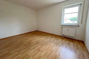 Ruhig wohnen, sonnig leben – attraktive 3-Zimmer-Wohnung mit Südbalkon – Die vollständige Adresse der Immobilie erhältst du vom Anbieter., 96135 Stegaurach – Vorschaubild 5