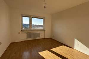 Unverbaubarer Ausblick! 2 Zimmer ETW mit TG-Stellplatz – München – Vorschaubild 6