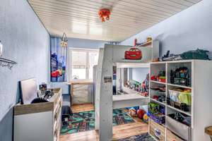 Gepflegter Bungalow mit Westterrasse in ruhiger Lage von Pyrbaum – zeitnah bezugsfrei! – Die vollständige Adresse der Immobilie erhältst du vom Anbieter., 90602 Pyrbaum – Vorschaubild 9