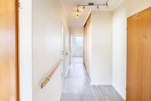 Obermenzing: Dachterrassenwohnung mit Penthouse-Charakter und Entwicklungsspielraum – Die vollständige Adresse der Immobilie erhältst du vom Anbieter., 81247 Obermenzing, München – Vorschaubild 6