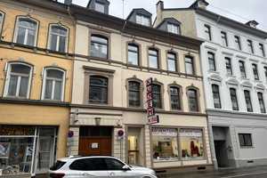Gemütliche 3-Zimmerwohnung - ideal für 2-3 Personen mit Einbauküche. Anschauen lohnt! – Hünefeldstraße 88, 42285 Wuppertal – Vorschaubild 2