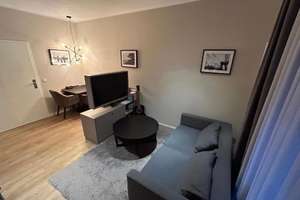 Im Zentrum von Wiesbaden: Möblierte 2-Zimmer-Wohnung mit Einbauküche – Bärenstr. 1-3, 65183 Mitte, Wiesbaden – Vorschaubild 7