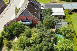 Hüttener Berge: Einfamilienhaus mit Naturgarten, Volieren und eingezäuntem Hundebereich zur viels... – Rendsburg-Eckernförde (Kreis) – Vorschaubild 14