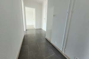 Frisch renovierte 3-Zimmer-Wohnung mit Balkon und Aufzug! – Philosophenweg 4, 45279 Freisenbruch, Essen – Vorschaubild 11