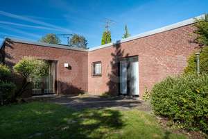 Freistehender Bungalow auf großzügigem Grundstück mit Doppelgarage in Hamm-Rhynern – Die vollständige Adresse der Immobilie erhältst du vom Anbieter., 59069 Rhynern, Hamm – Vorschaubild 8
