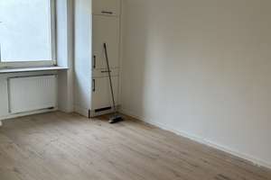 Schöne modernisierte 2-Zimmer-Wohnung mit Küche – Einsteinstraße 147, 81675 Steinhausen, München – Vorschaubild 2