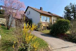 Eine echte Rarität! Großzügiges EFH mit großem Grundstück in einmaliger, sonniger Aussichtslage. – Reutlingen (Kreis) – Vorschaubild 1