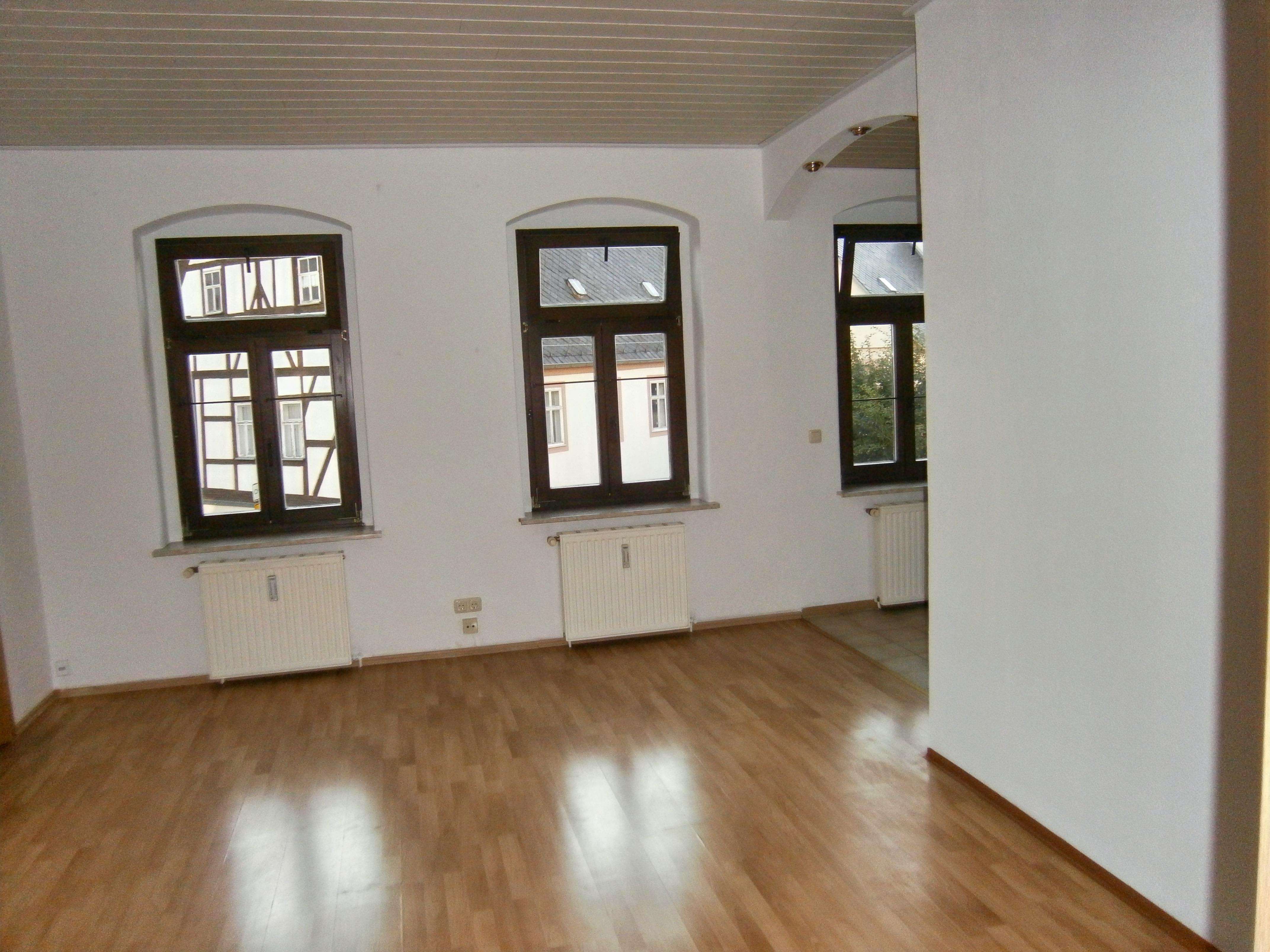 Immobilie in Penig - Vollvermietet! Wohn- und Geschäftshaus in zentraler Lage von Penig!
Attraktives Anlageobjekt! - Bild 1