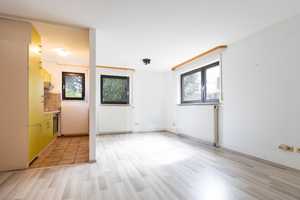 Ein- bis Zweifamilienhaus mit zusätzlicher Einliegerwohnung und traumhaften Garten – Enzkreis – Vorschaubild 9