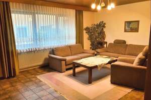*PREISREDUZIERUNG* Energetisch modernisiertes 2-Fam.-Wohnhaus mit zusätzlich ausgeb. Dachgeschoss i – Die vollständige Adresse der Immobilie erhältst du vom Anbieter., 97461 Hofheim in Unterfranken – Vorschaubild 12