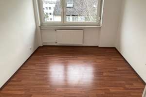 DHH in Wü - Frauenland, von priv., ab sofort, Garage, Garten – Franz-Liszt-Straße 8a, 97074 Frauenland, Würzburg – Vorschaubild 8