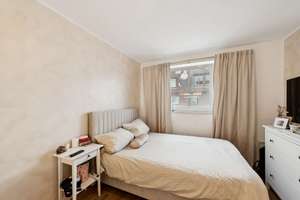 Einziehen & Wohlfühlen – Stilvolle Doppelhaushälfte mit Terrasse und Kamin – Die vollständige Adresse der Immobilie erhältst du vom Anbieter., 50765 Blumenberg, Köln – Vorschaubild 10