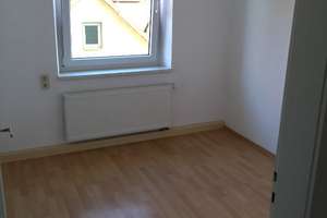 ruhige schöne 3-Zi -Wohnung, hell, Balkon – Wolfgangstr. 21, 86153 Rechts der Wertach, Augsburg – Vorschaubild 2