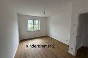 Erstbezug - Wohntraum auf über 240 qm Nutzfläche: Moderne Doppelhaushälfte in Berlin-Lichtenberg – 13055 Alt-Hohenschönhausen, Berlin – Vorschaubild 11
