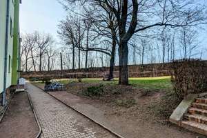 Property thumbnail 6