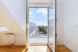Stilvolle 3-Zimmer-Dachgeschosswohnung mit Terrasse in Top-Zustand, Johannisthal! – Trützschlerstr. 11, 12487 Johannisthal, Berlin – Vorschaubild 6