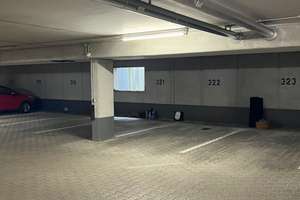 München Großhadern - absolut ruhige, helle  3 Zi., 2 Balkone, EBK, TG, frisch renoviert  FREI!! – Max - Lebsche-Platz 36, 81377 Großhadern, München – Vorschaubild 16