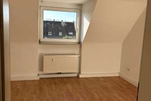 Charmante DG-Wohnung mit viel Licht in Essen-Frohnhausen sucht ab Mai neuen Mieter*in – Rankestr. 2, 45144 Frohnhausen, Essen – Vorschaubild 17