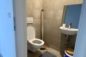 Wohnen auf 4 Zimmern in Kirchheim bei München - AUSSCHLIESSLICH AN FIRMEN - KEINE Private – Benzstrasse 5a, 85551 Kirchheim bei München – Vorschaubild 3
