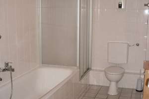 Attraktive Eigentumswohnung mit Balkon und  zwei Garagen als Kapitalanlage – 45473 Altstadt II, Mülheim an der Ruhr – Vorschaubild 14