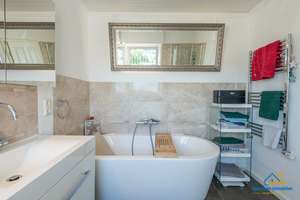 Exklusiver Bungalow am Sallerner Berg: Traumhafter Domblick, Südlage & zwei Garagen – Die vollständige Adresse der Immobilie erhältst du vom Anbieter., 93057 Sallern-Gallingkofen, Regensburg – Vorschaubild 16