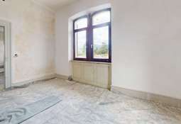Bedroom(5)