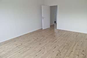 Von uns renoviert: 3-Zimmer-Wohnung im 7.OG – Mohrhennsfeld 45, 42369 Ronsdorf, Wuppertal – Vorschaubild 2