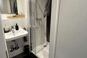Nachmieter gesucht: Modernes-Zimmer Apartment | Möbliert – Tunnelstraße 94, 86156 Kriegshaber, Augsburg – Vorschaubild 4