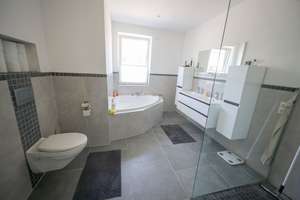 Repräsentativer Bungalow in Süsel-Bujendorf – Die vollständige Adresse der Immobilie erhältst du vom Anbieter., 23701 Süsel – Vorschaubild 9