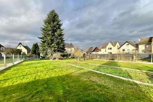IDYLLISCHE RUHEOASE 🏡 Großes Grundstück & gemütliches Wohngefühl in Hundsangen! – Die vollständige Adresse der Immobilie erhältst du vom Anbieter., 56414 Hundsangen – Vorschaubild 1