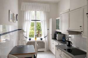 Lichterfelde West: Jugendstilaltbau, charmante und sonnige 3-Zimmer-Wohnung mit Balkon, Flügeltüren – Die vollständige Adresse der Immobilie erhältst du vom Anbieter., 12205 Lichterfelde, Berlin – Vorschaubild 5