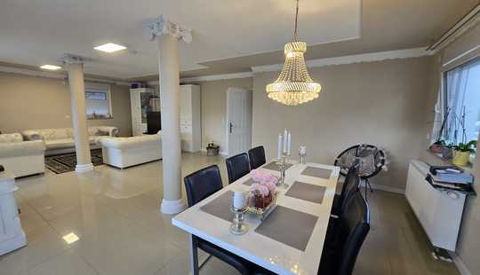 Bild von Attraktives Einfamilienhaus mit moderner Ausstattung, Doppelgarage und großem Garten in Söhlde