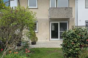 Charmantes Reihenhaus - Erstbezug nach Sanierung – Die vollständige Adresse der Immobilie erhältst du vom Anbieter., 50129 Bergheim – Vorschaubild 2