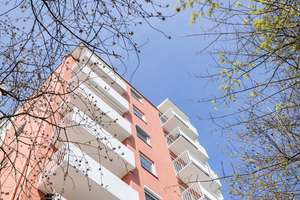 „Wohnen über den Dächern von München-Fürstenried“ – Helle 1-Zimmer-Wohnung mit Balkon und Fernblick – Allgäuer Straße 102, 81475 Fürstenried-West, München – Vorschaubild 17