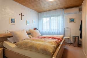 Waldshut-Tiengen: Gepflegtes Haus mit viel Platz und Ausstattung – Die vollständige Adresse der Immobilie erhältst du vom Anbieter., 79761 Waldshut-Tiengen – Vorschaubild 24