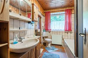 Zweifamilienhaus in Wilhelmshaven: Idyllisches Zuhause mit Großzügigem Keller, Charmantem Wintergart – Die vollständige Adresse der Immobilie erhältst du vom Anbieter., 26389 Maadebogen, Wilhelmshaven – Vorschaubild 18